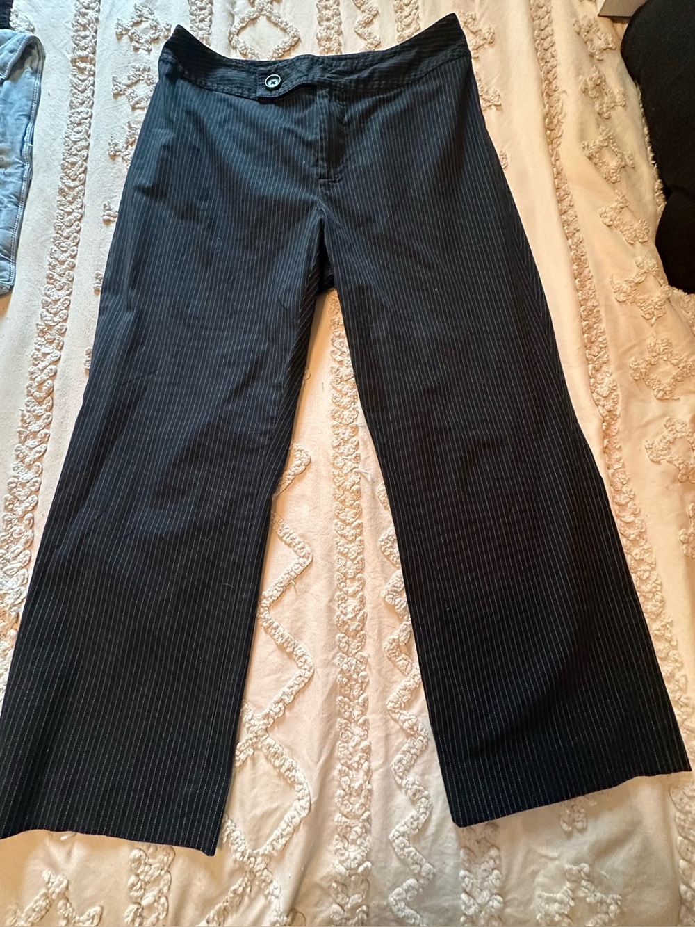 Banana Republic Women’s Black Pinstripe Dress Pants